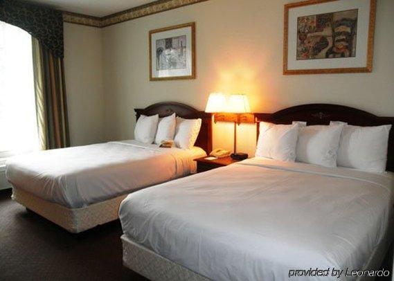 Hotel Country & By Radisson, Novi, Mi