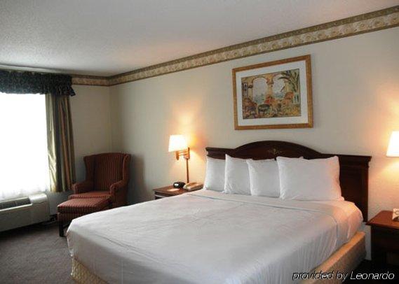 Country & By Radisson, Novi, Mi Novi