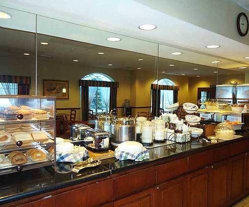 Country & By Radisson, Novi, Mi 2*